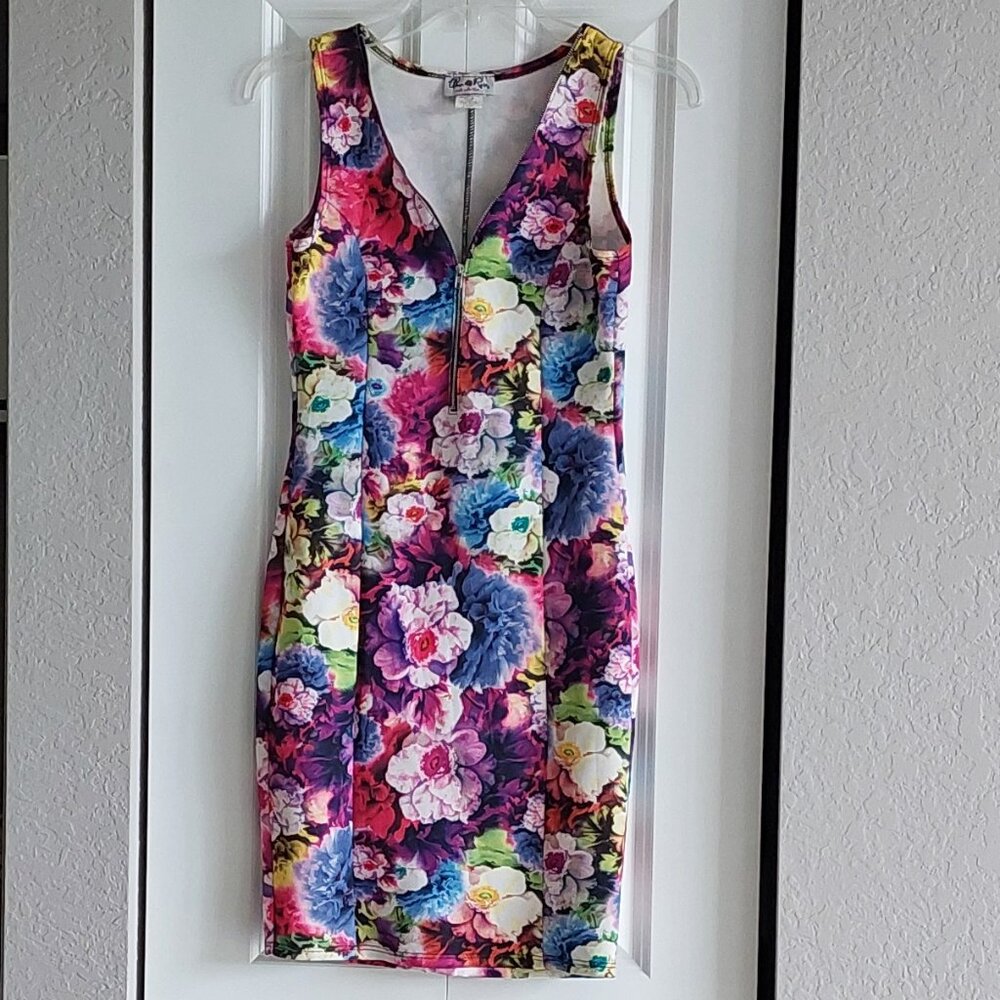 Urban Rose Sleeveless Floral Front-zip Womens Dress Size S
